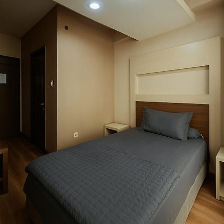Easton Park Residence Jatinangor - Giandara Sayang Esterno foto